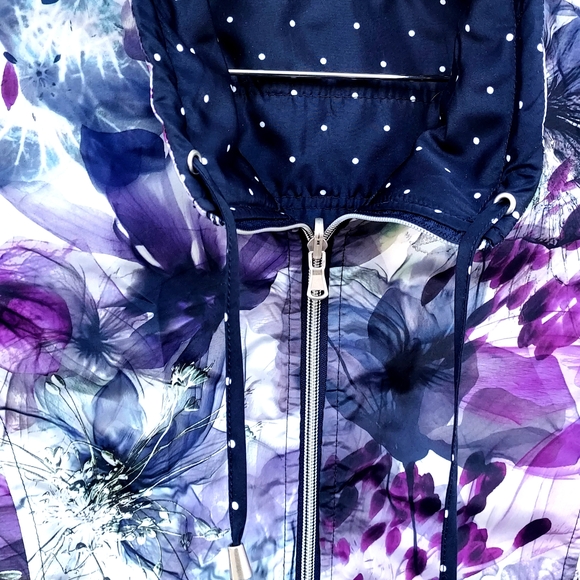 Floral Purple and Blue Puffer Vest - Picture 2 of 5